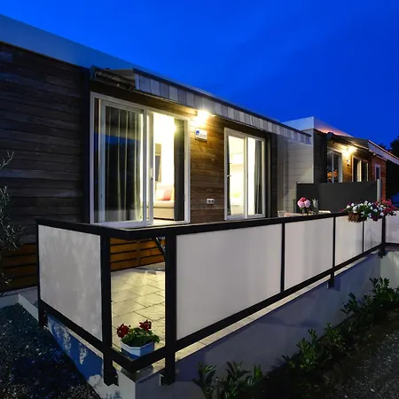 Tatil Evi Trend Donji Zagon